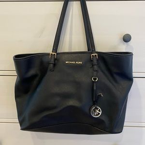 Michael Kors Black Jet Set East